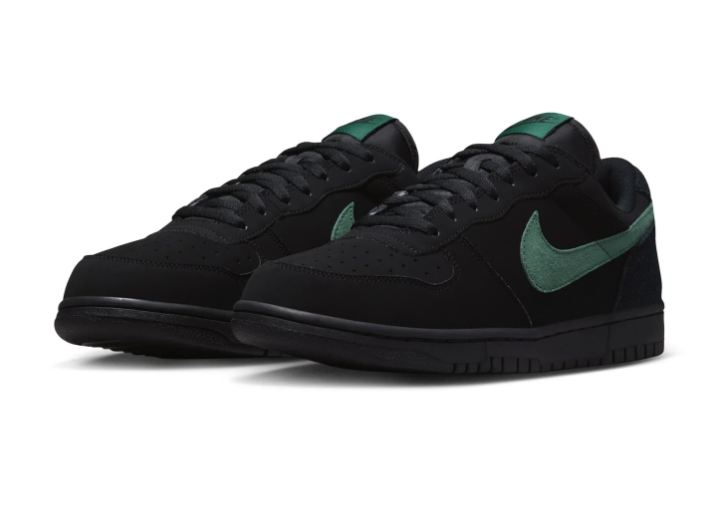 Nike Black and Green Low-Top Sneakers