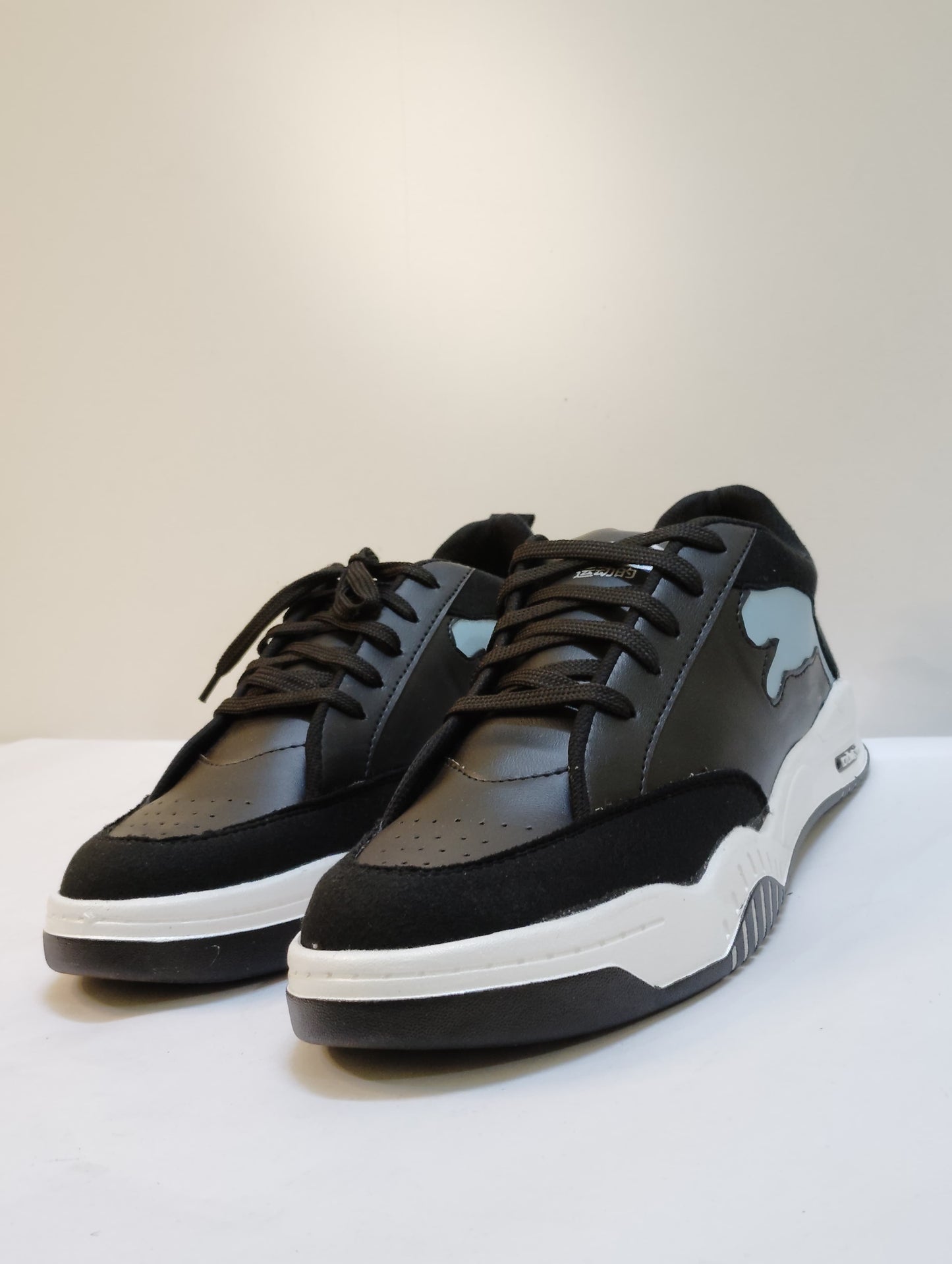 Black edition Sneaker For Men