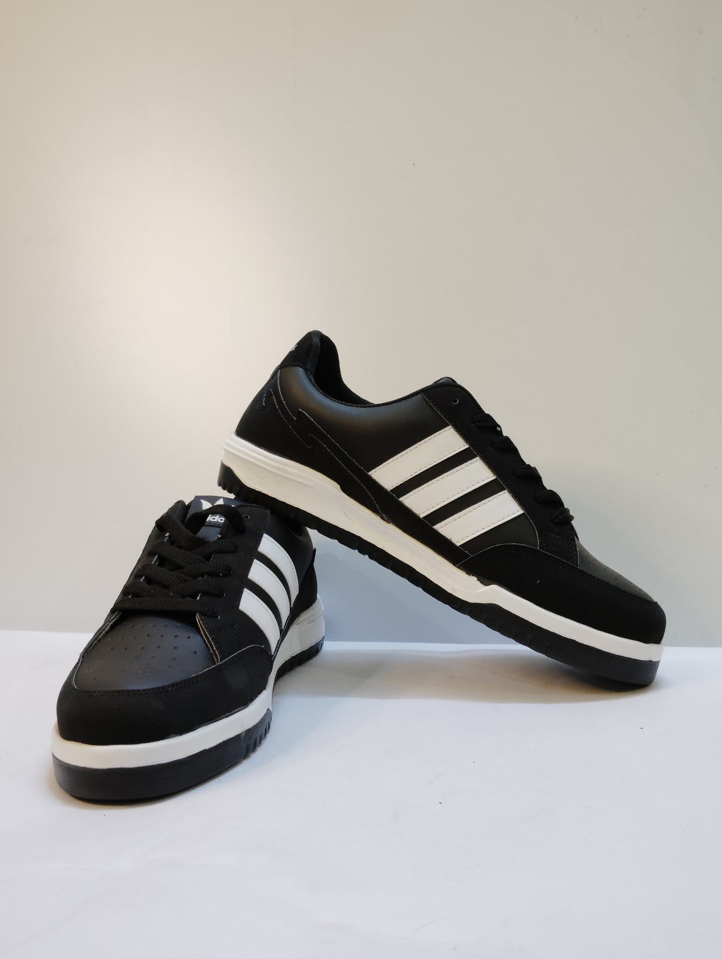 Black & White Classic Sneakers For Men