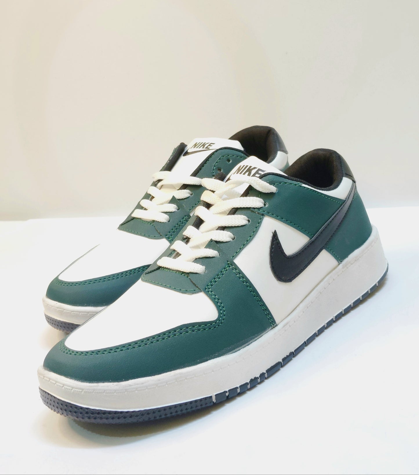 Newly Arrived Green Sneaker For Men