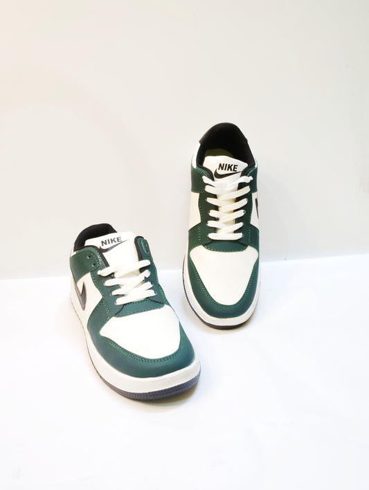 Newly Arrived Green Sneaker For Men