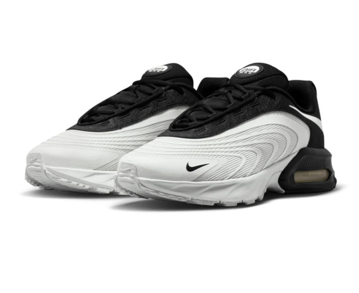 Nike Air Max White and Black Low-Top Sneakers