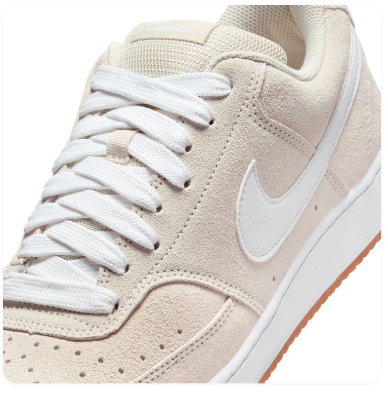 Nike Cream and White Low-Top Sneakers with Gum Sole
