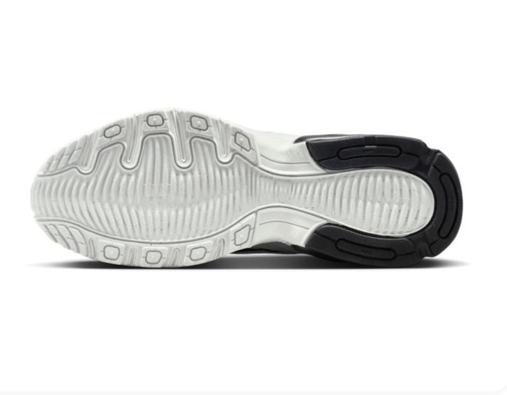 Nike Air Max White and Black Low-Top Sneakers